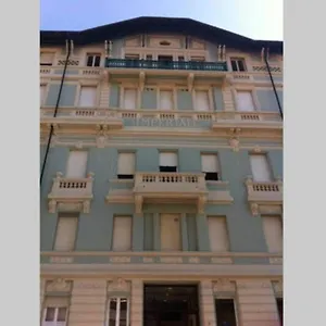 https://beautiful-facing-the-sea.it-tuscanyhotel.com